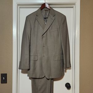 Mens Carvelli suit
